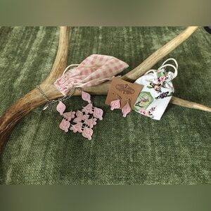 Plunder Necklace/Earrings Set NIB